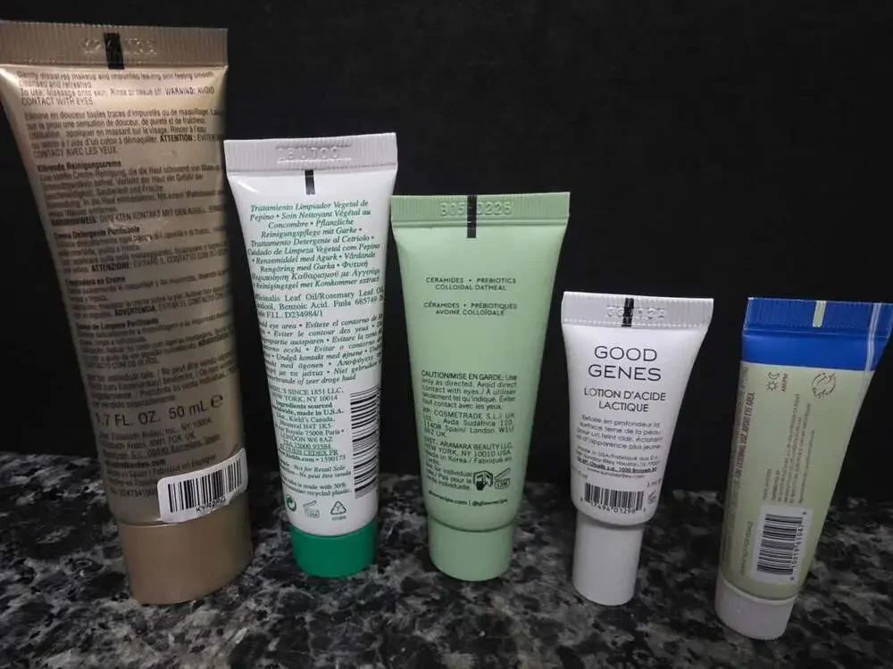 Set of 5 skincare Samples- Various Sizes